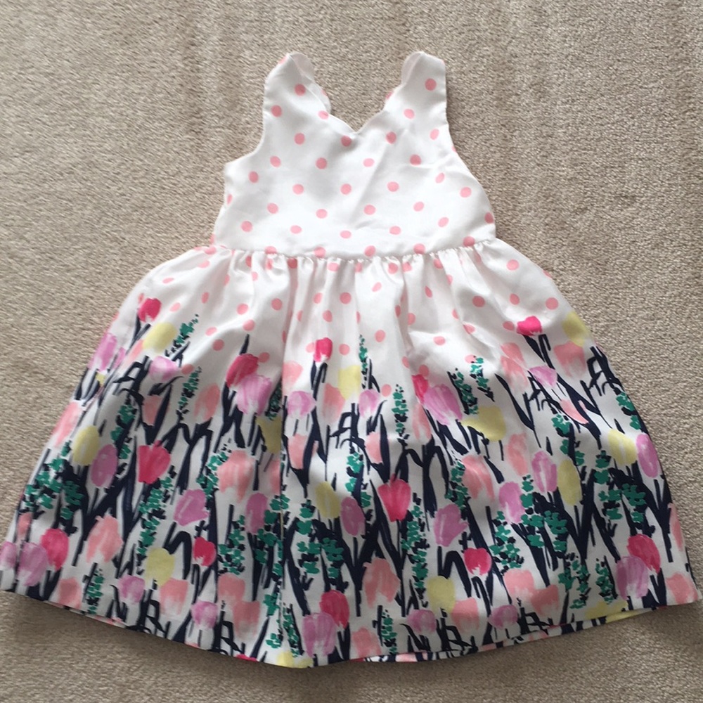 👗 Floral Dress